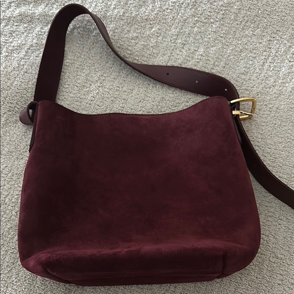 Madewell Essential Medium Bucket Tote in Deep Merlot Suede